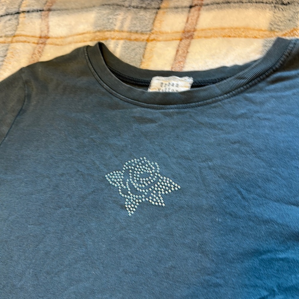 Grey Rose Rhinestone Top - Picture 2 of 5